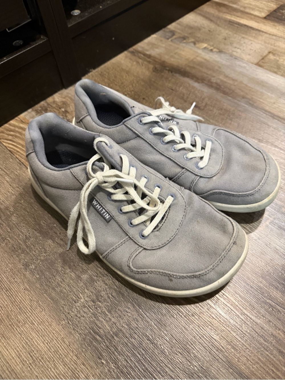 WHITIN W882 Women’s Gray Lace-Up Low Top Athletic Sneakers Rubber Outsole